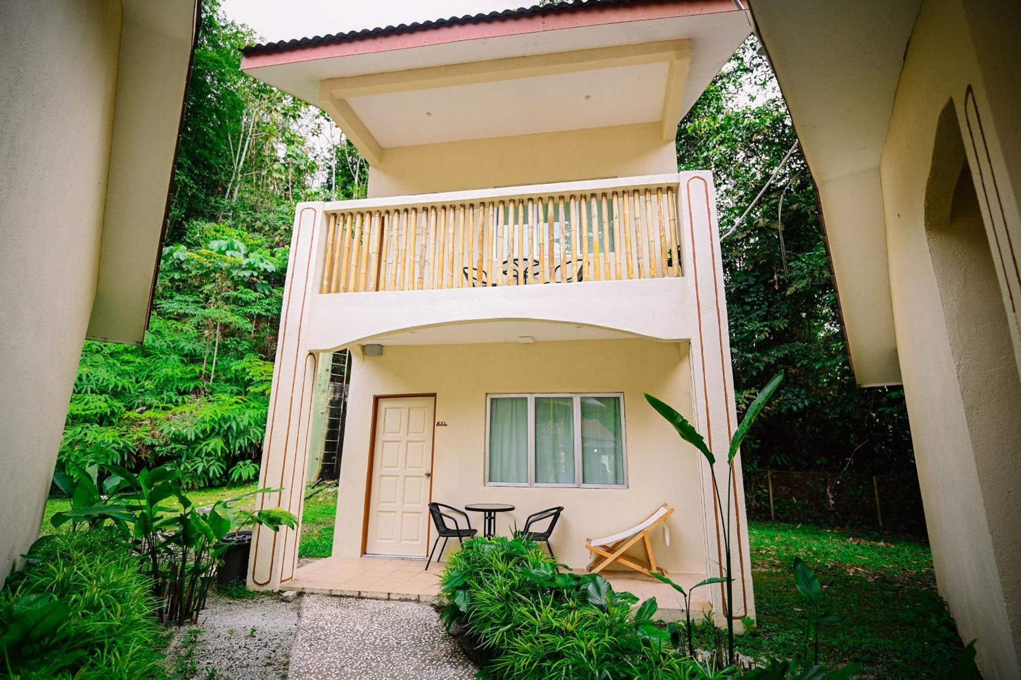 Lilla Rainforest Retreat - 훌루 랑갓 외부 사진